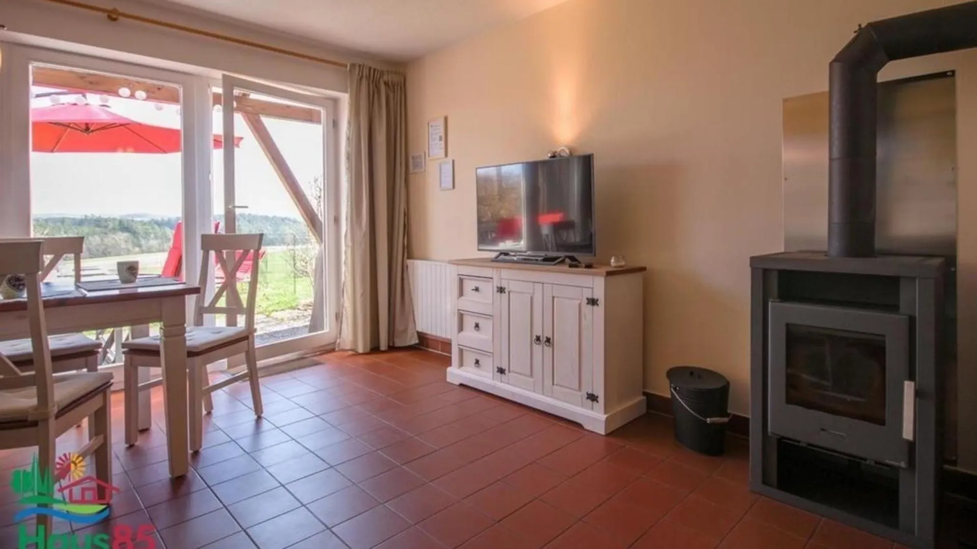 Ferienhaus In Zandt Mit Garten, Terrasse Und Grill 0*,  Germany